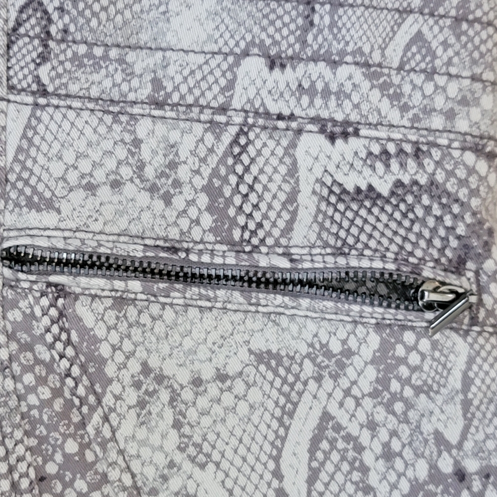 White House Black Market Snake Print Jacket. Sz 6 Pit To Pit 17" Length… - Picture 7 of 11